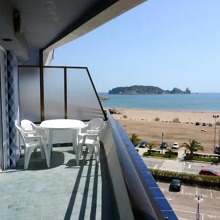 Apartment Rocamaura Ii 5-7 *