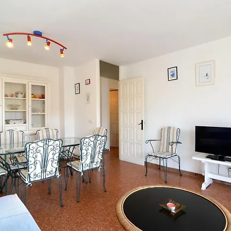 Apartment Rocamaura Ii 5-7 *